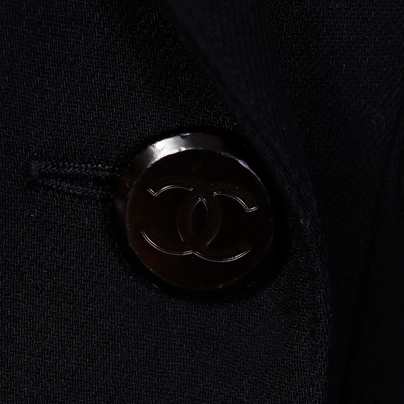 Chanel 1998 Fall Winter Vintage Black Wool Blazer CC Button Jacket