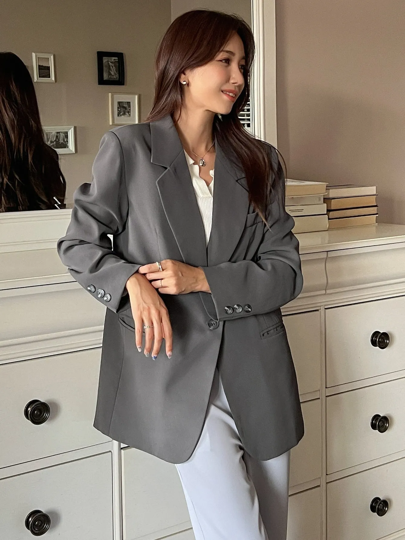 DAZY Lapel Collar Split Back Single Button Blazer