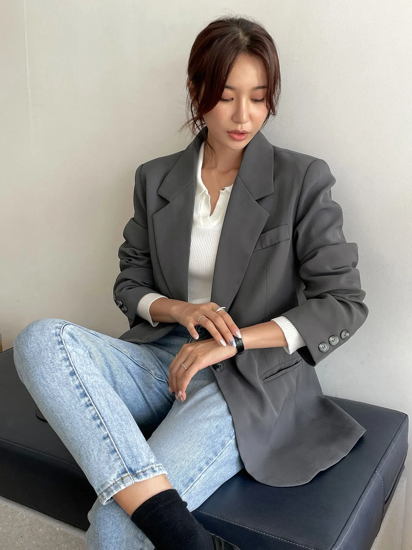 DAZY Lapel Collar Split Back Single Button Blazer