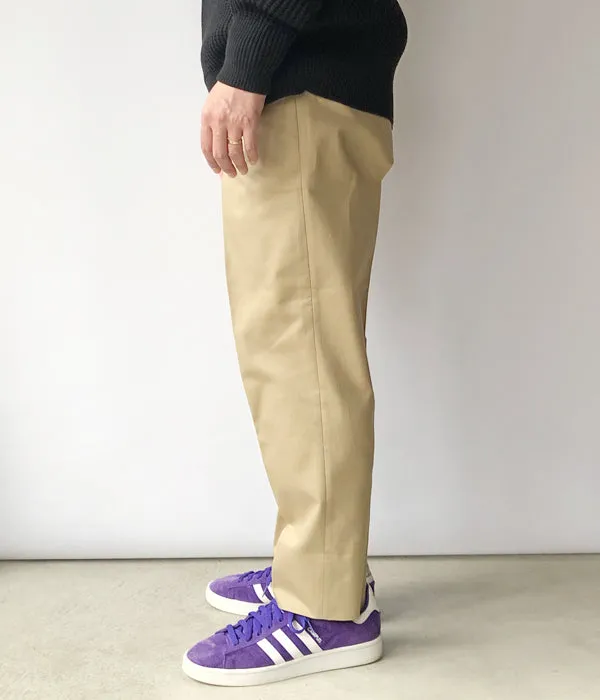 INTERIM/FRENCH ARMY CHINO 2-TUCK WIDE TAPERED SLACKS (BEIGE)