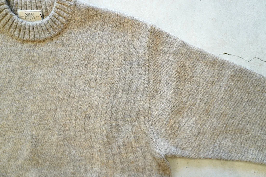 Nikki ESSENTIAL PIECES / Yak felted sweat shirt