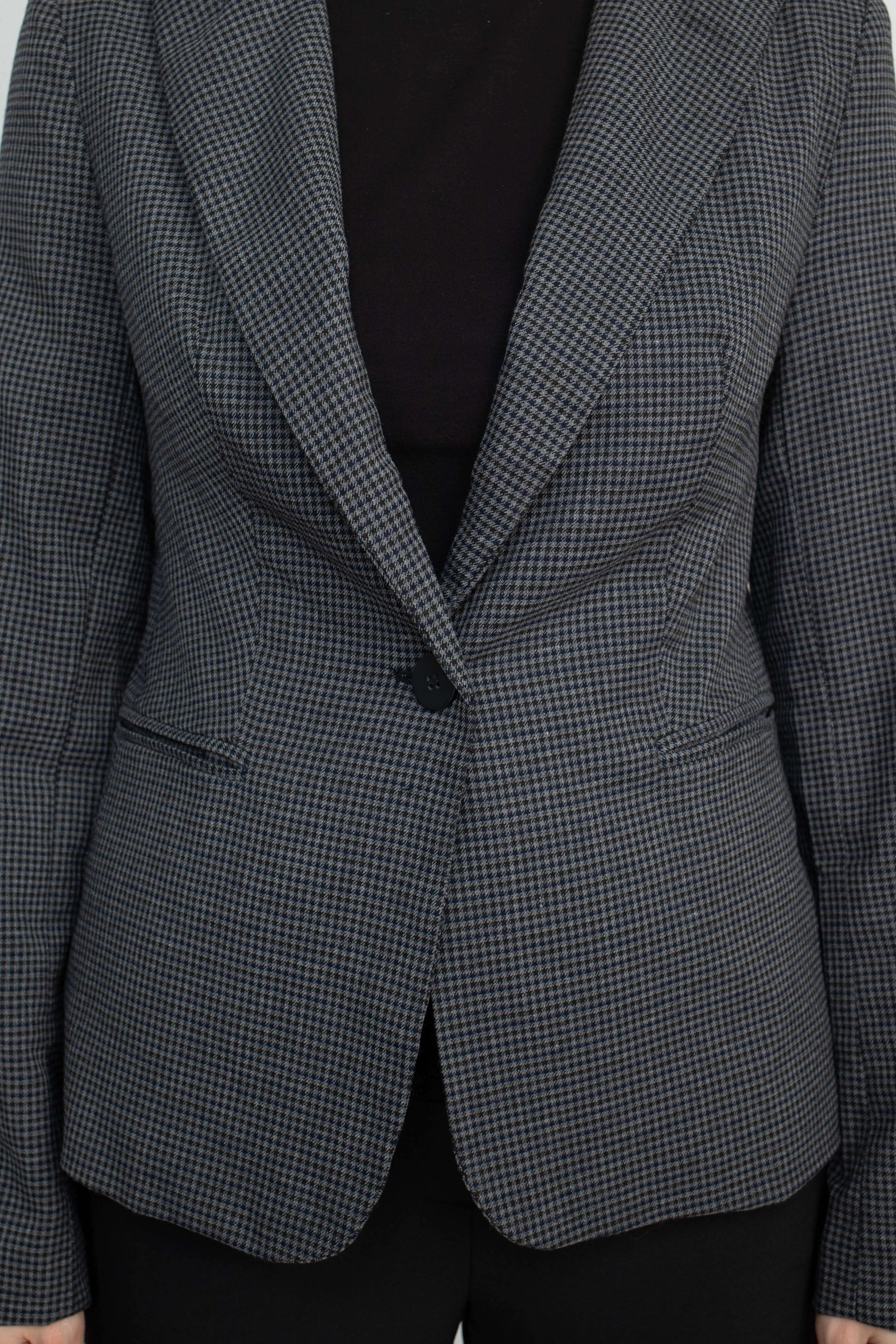 Premise Notched Collar One Button Knit Blazer